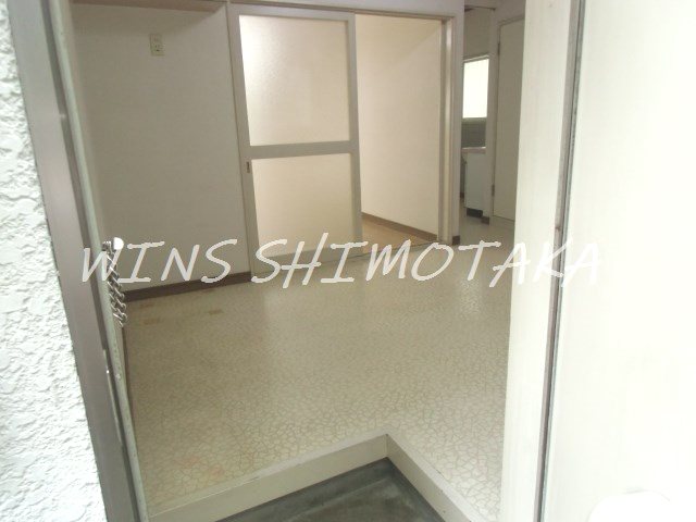 ルミナス赤堤 玄関