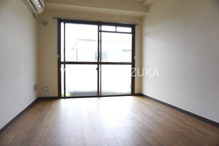 メゾンアライ リビング