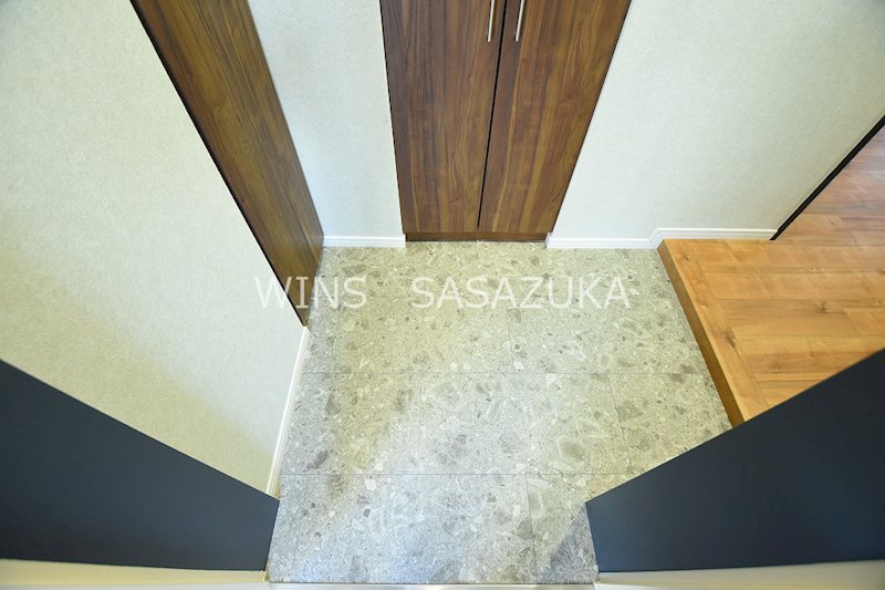 ルミークアン笹塚 玄関