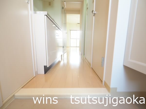 パインニードル 玄関