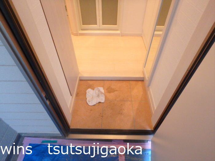 ルーブル三鷹壱番館 玄関