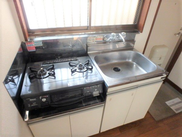 メゾン・ルシエール キッチン