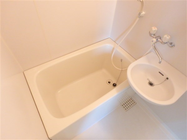 メゾン・ルシエール 風呂画像