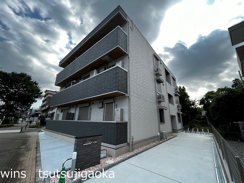 オーヴェスト深大寺 302号室 外観