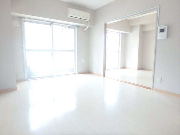 ライオンズマンション調布駅南 リビング