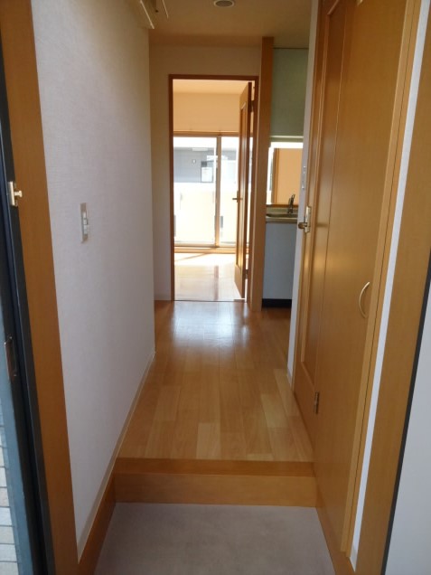 クロスアイヴィ 玄関