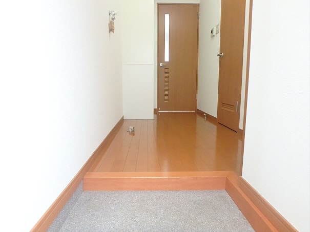 オ・ハナ・クレスト　 玄関