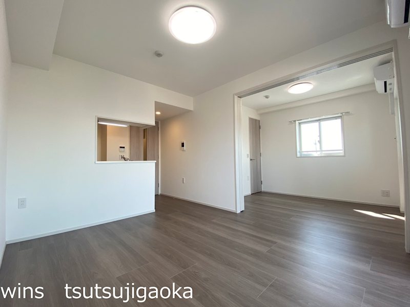 LUMINOUSつつじヶ丘（Eタイプ） リビング