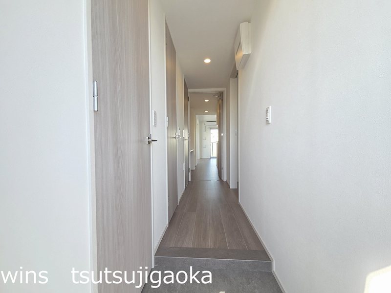 LUMINOUSつつじヶ丘（D3タイプ） 玄関