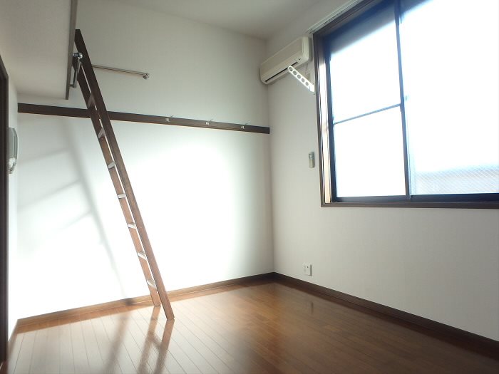 コーポ須賀 ベッドルーム