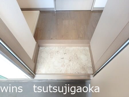 ディファレンス調布 玄関