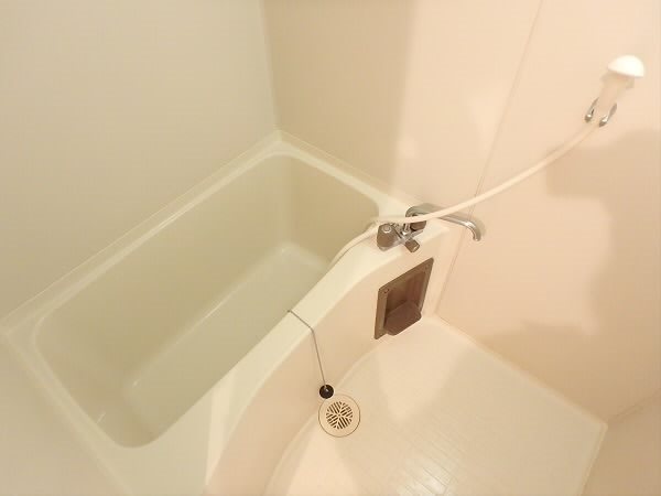 ビレッジキャッスル 風呂画像