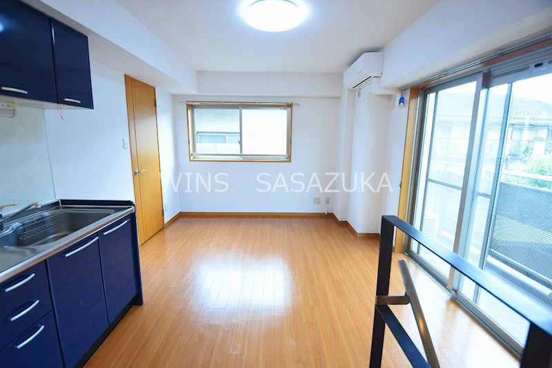 レジデンスミヤビ リビング