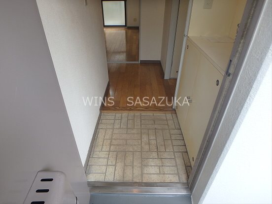 エクラン北沢 玄関