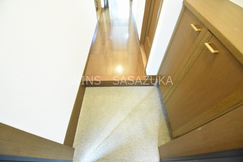 アビタシオン松原 玄関