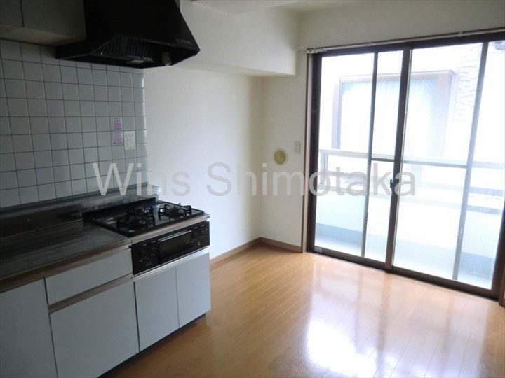 アビタシオン松原（旧クレベール松原） リビング