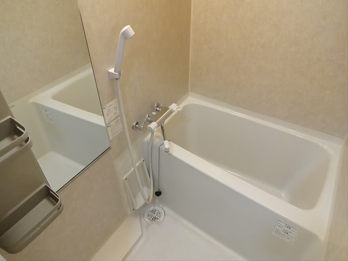 サン・リビオン  風呂画像