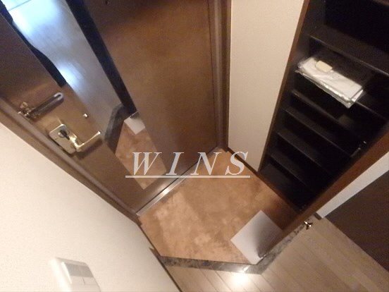 フェニックス幡ヶ谷壱番館  玄関