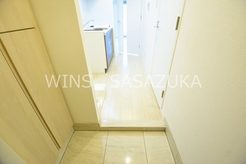 R.hours　Sasazuka アールアワーズ笹塚 玄関