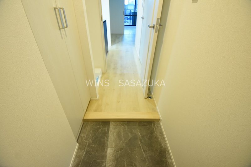 レジディア笹塚　 玄関