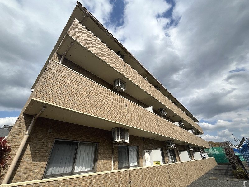 エルミタージュ 205号室 外観