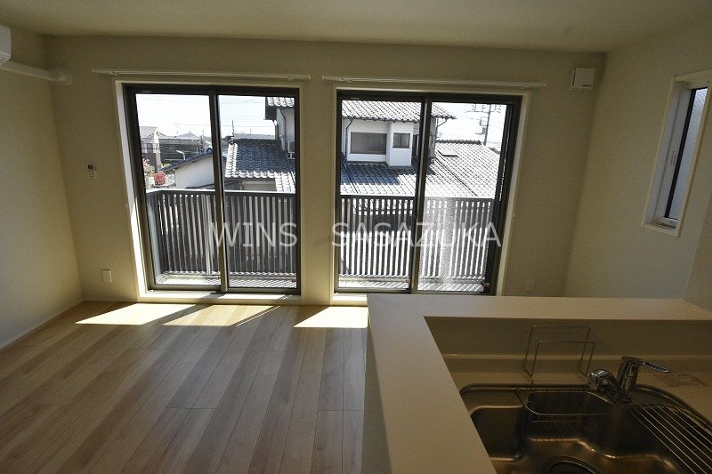 dwell上北沢　B棟  リビング