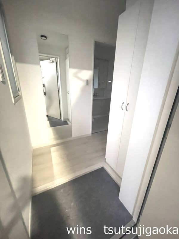 PRIME WIZ KHALIFA（プライムウィズカリファ） 玄関