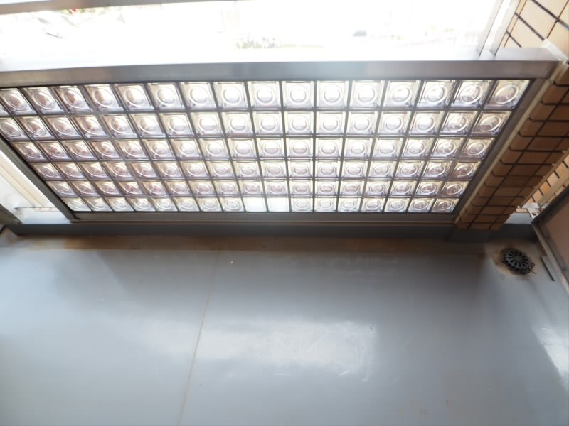 カーザ･エッチェルサ世田谷＝再契約型賃貸＝ ベランダ