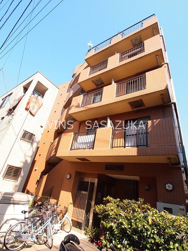 フラワーガーデンワタナベ 外観