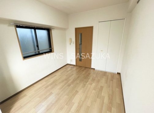 フラワーガーデンワタナベ ベッドルーム