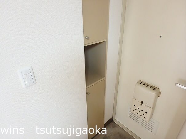 エリントン 玄関