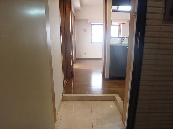 パレステュディオ笹塚 玄関