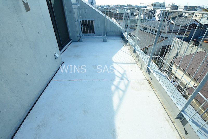 FonsLucisIzumi ベランダ