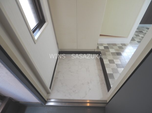 アイリスカワナゴ 玄関