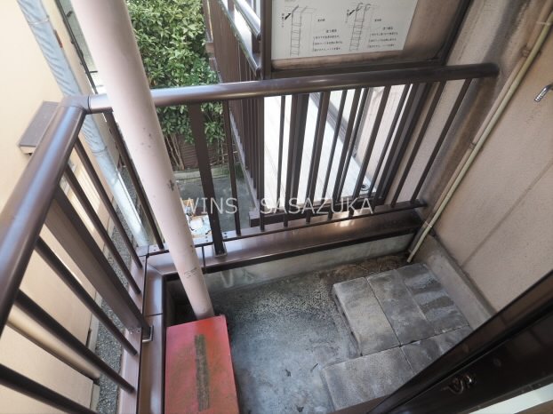 アイリスカワナゴ ベランダ