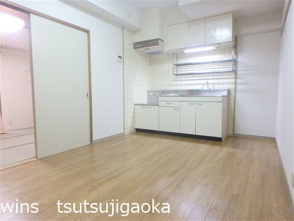 ファミールYK リビング