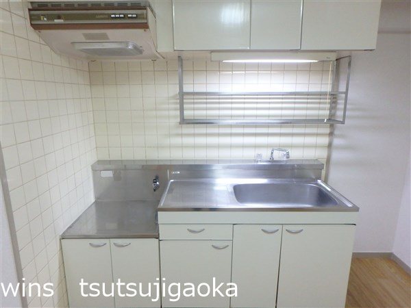 ファミールYK キッチン