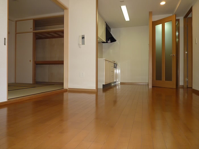 アーバンフラッツつつじヶ丘 リビング