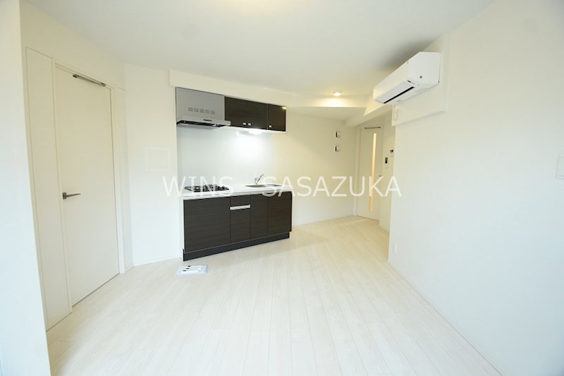 プラティーク代々木上原ウエスト リビング