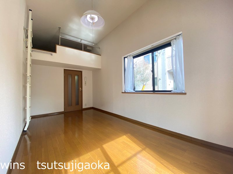 セントハイムつつじヶ丘弐番館 リビング