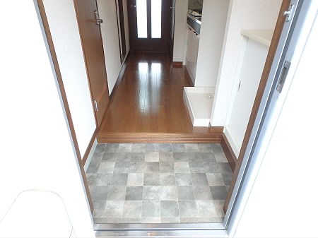 エクセラージュ 玄関