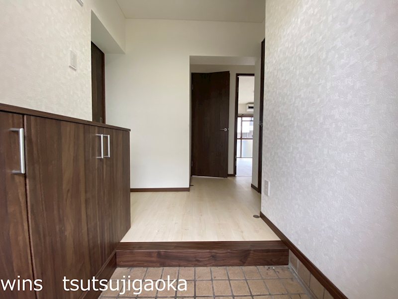 テラスレジデンス西つつじヶ丘 玄関