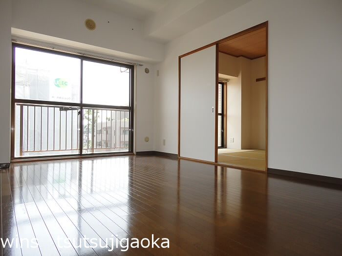 アーベイン世田谷 リビング