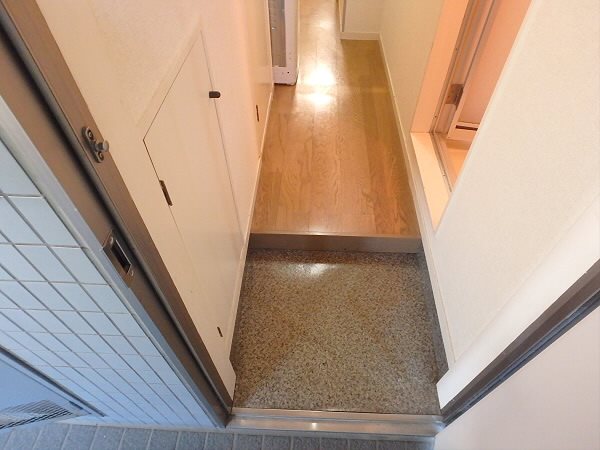つつじヶ丘ホームズ 玄関