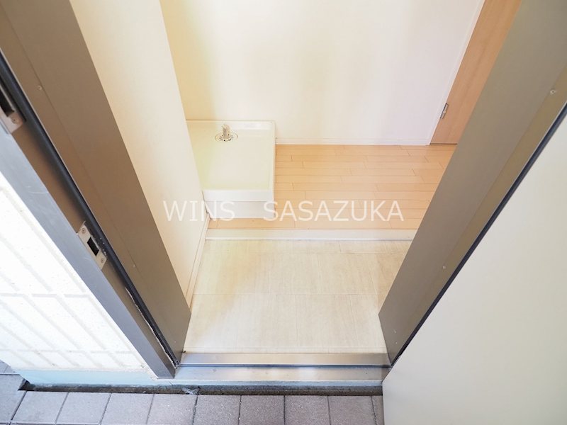 メゾンカエデ 玄関