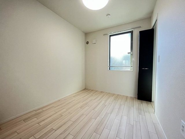 レオン ベッドルーム