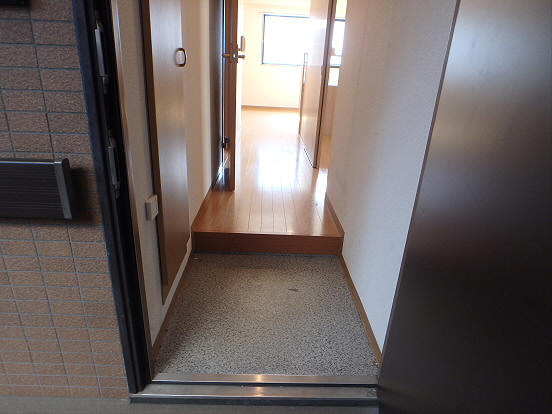 サン・リーフ 玄関