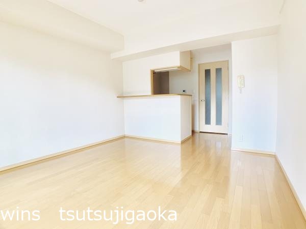 MOMOKI（モモキ） リビング