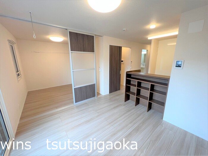 ムーンボウ リビング