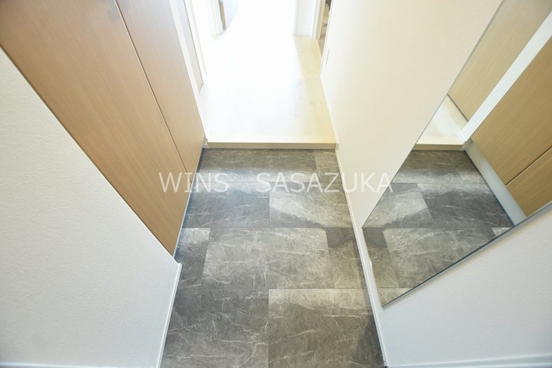 レジディア杉並方南町 玄関